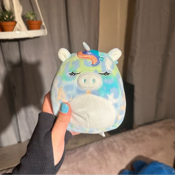 Squishmallows and other plushies - Picture 7 of 8